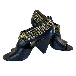 Carlos Santana Black Leather w/Gold Beaded Accent "Bradshaw" Open Toe Sandals 8